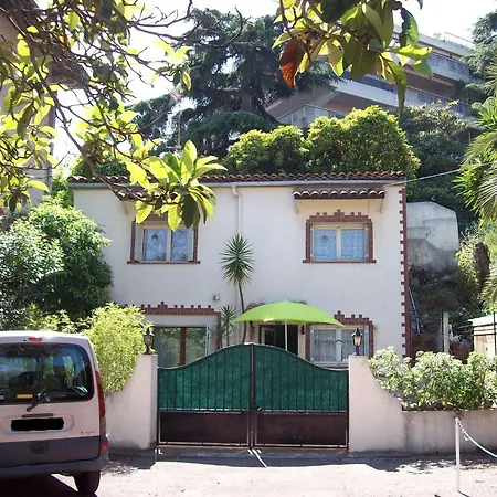 Casa vacanze Maisonnette à 300 M De La Mer Et 5 Mn Du Tramway *